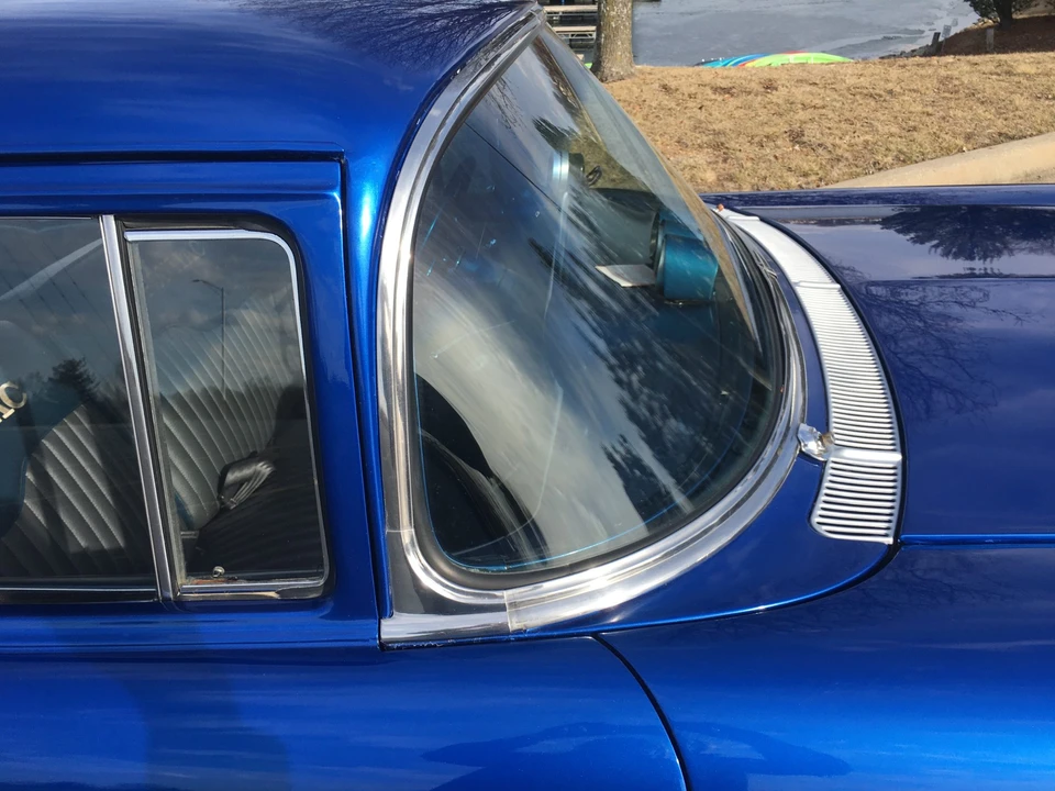 1957 Pontiac Chieftain - Image 27 of 31