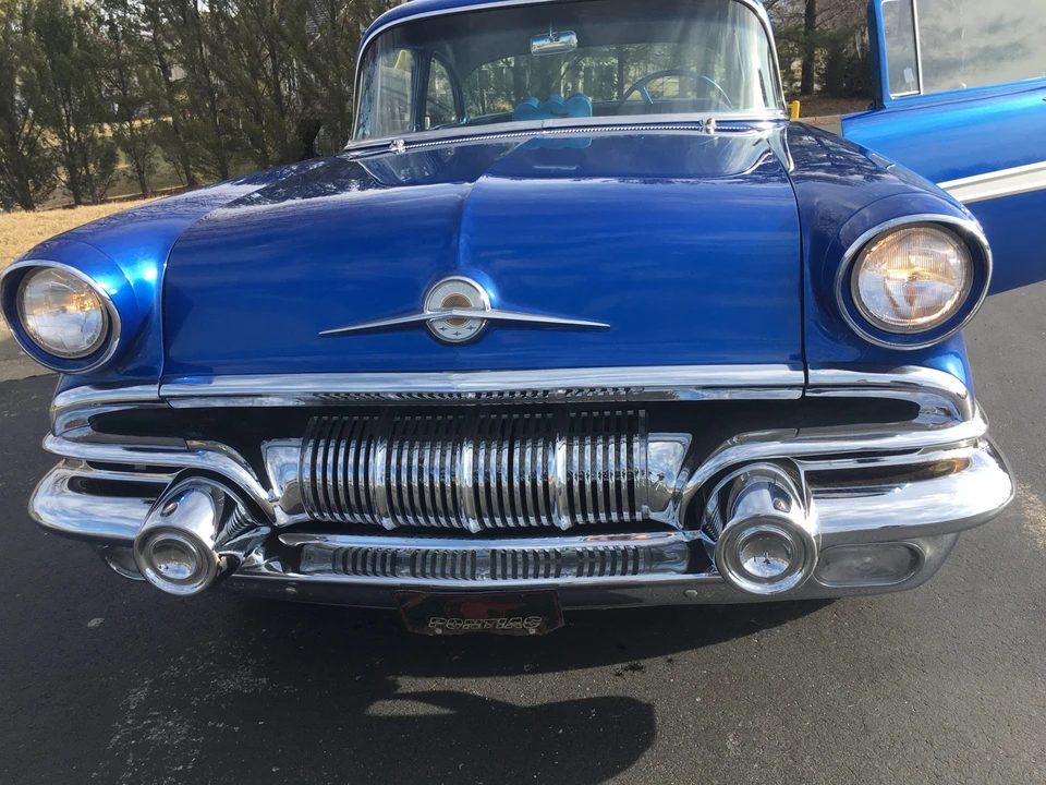 1957 Pontiac Chieftain - Image 12 of 31