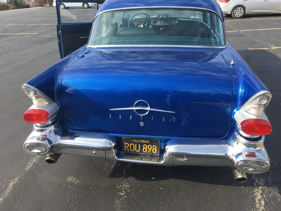 1957 Pontiac Chieftain - Image 18 of 31