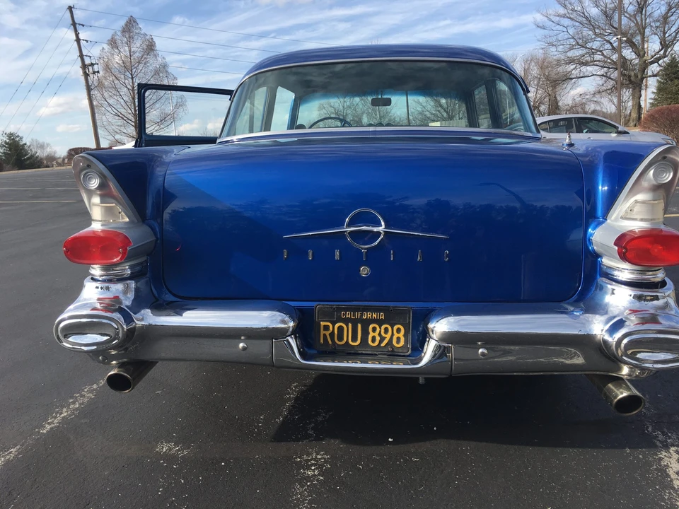 1957 Pontiac Chieftain - Image 17 of 31