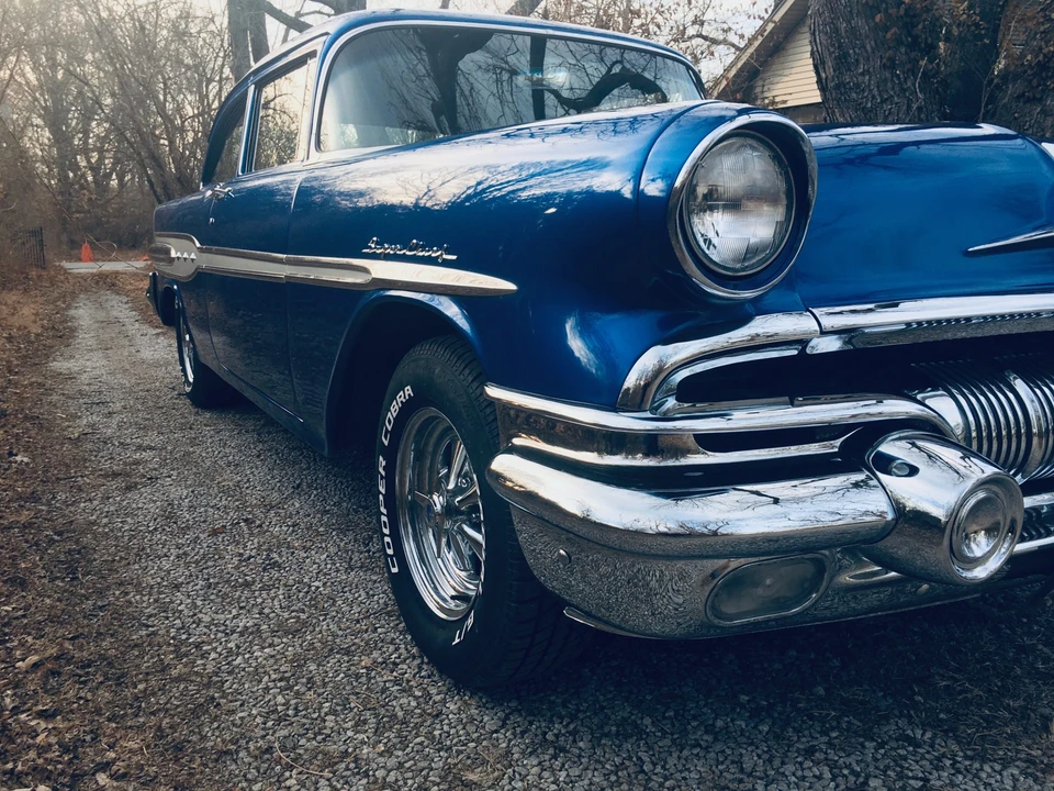 1957 Pontiac Chieftain - Image 30 of 31