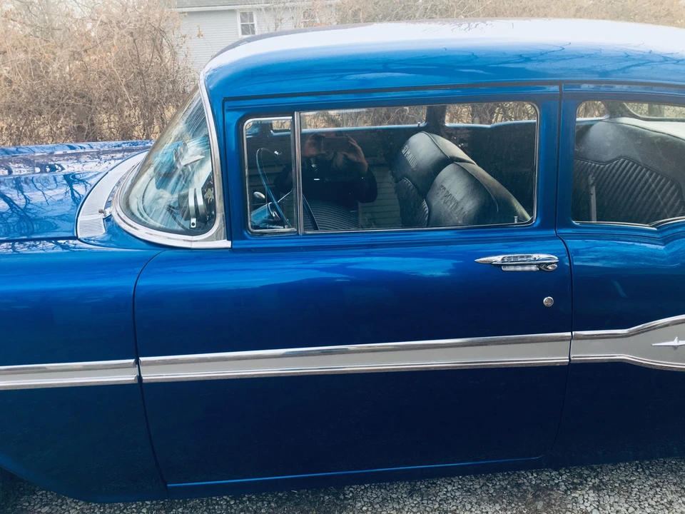 1957 Pontiac Chieftain - Image 14 of 31