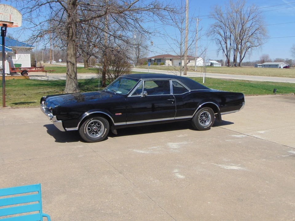 1967 Oldsmobile 442 1st Gen - Image 3 of 21