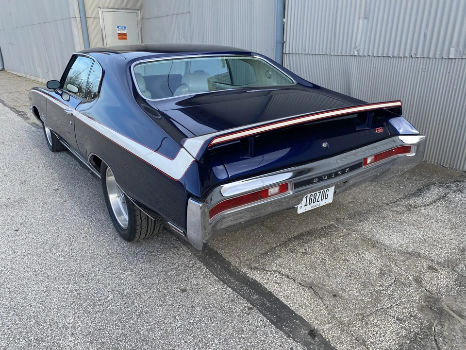 1970 Buick Gran Sport - Image 16 of 31