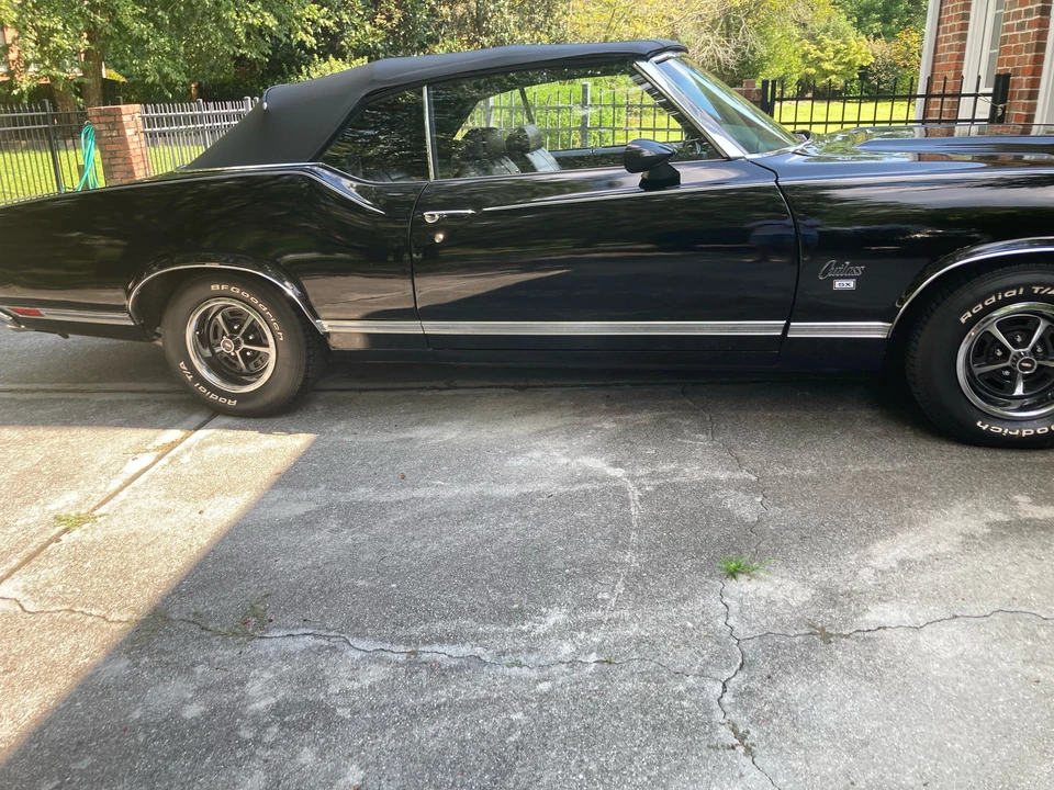 1970 Oldsmobile Cutlass 3rd Gen - Image 10 of 31