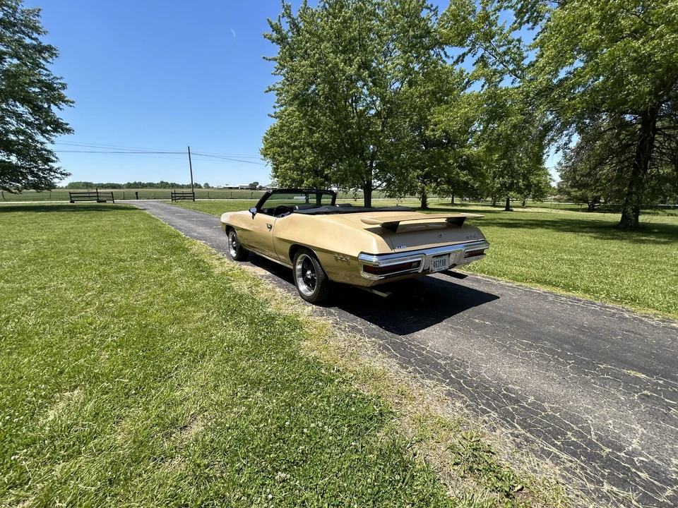 1970 Pontiac - Image 19 of 31