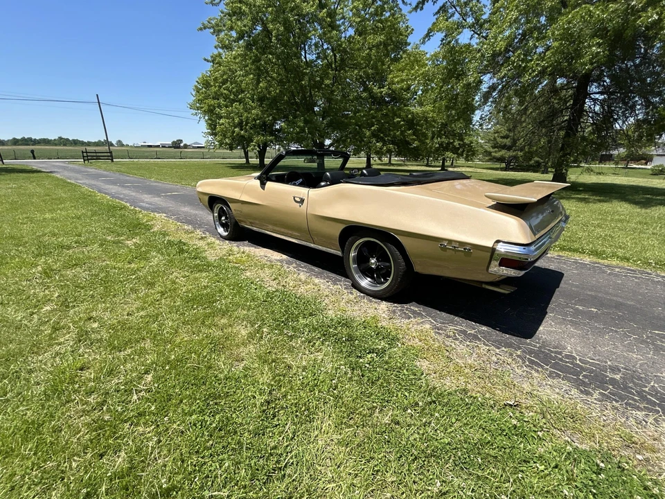 1970 Pontiac - Image 18 of 31