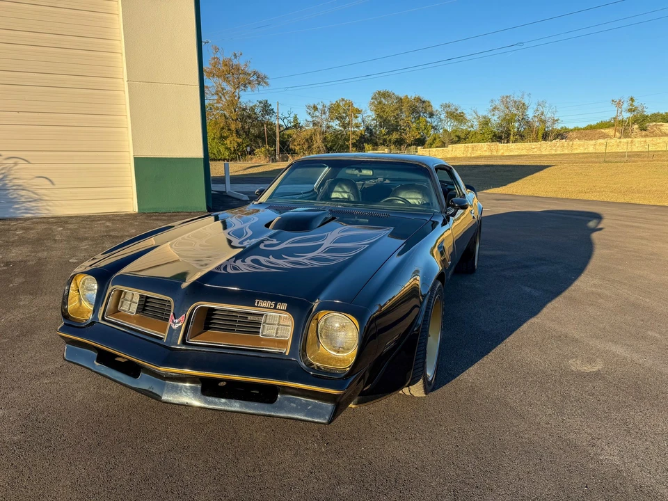1976 Pontiac Firebird Trans Am 2nd Gen - Image 5 of 31