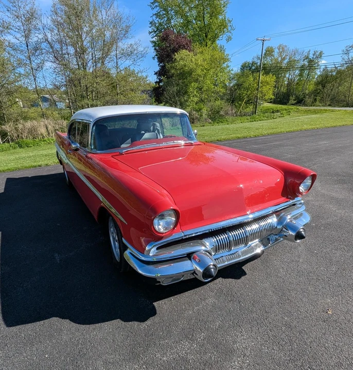 1957 Pontiac Chieftain - Image 9 of 31