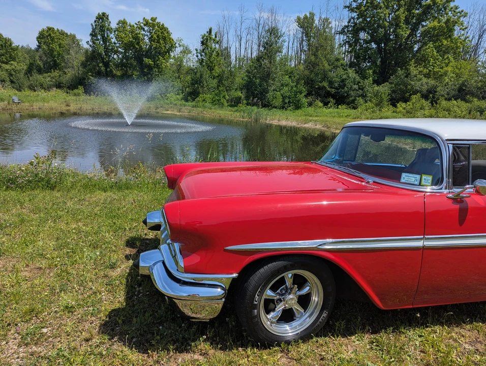 1957 Pontiac Chieftain - Image 27 of 31