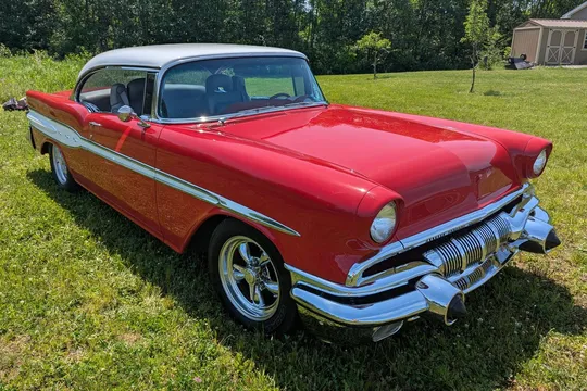 1957 Pontiac Chieftain Hardtop