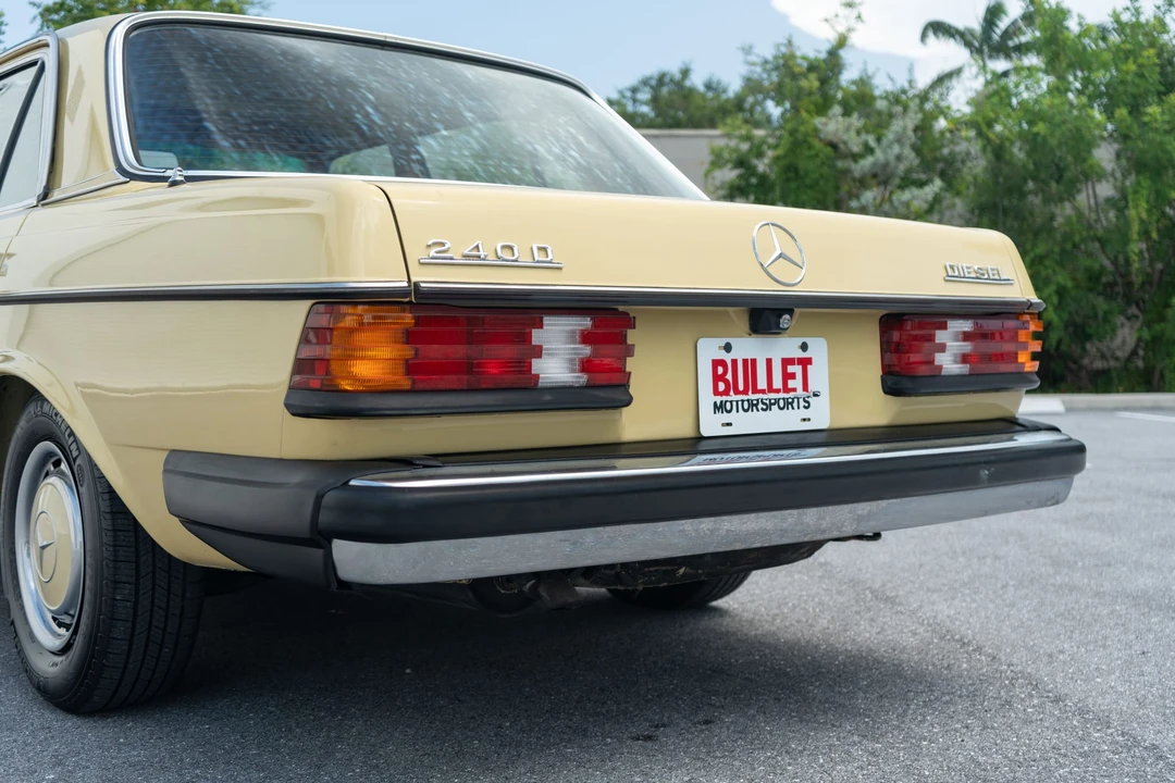 1978 Mercedes-Benz W123 Sedan - Image 26 of 31