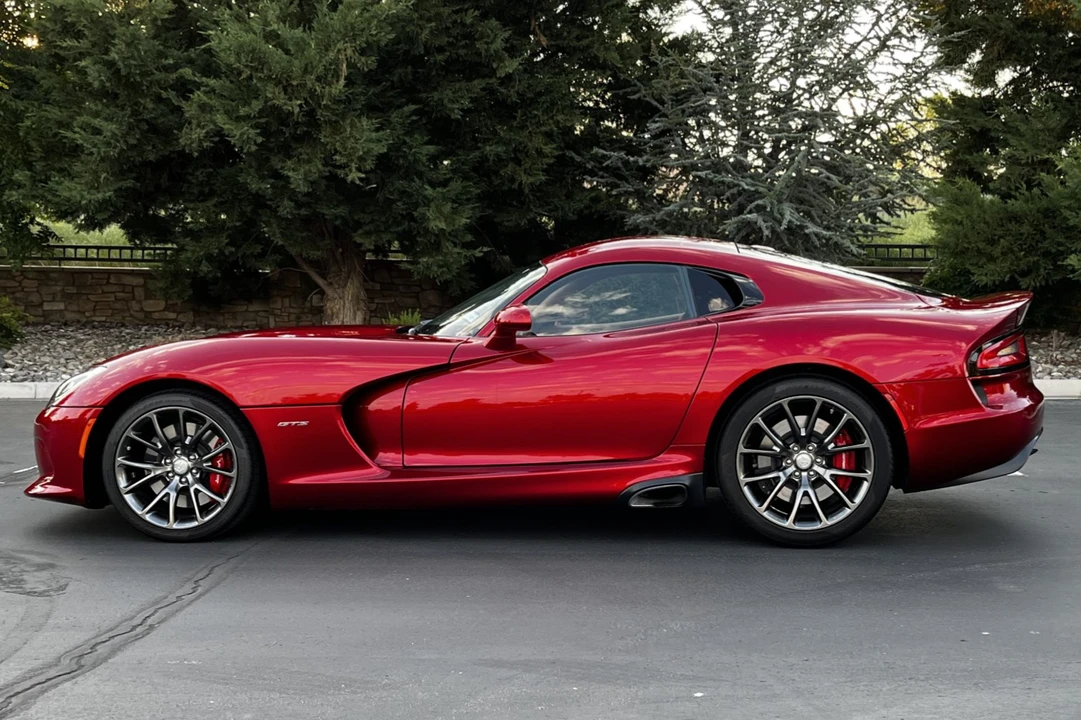 2013 Dodge Viper 5th Gen - Image 3 of 31