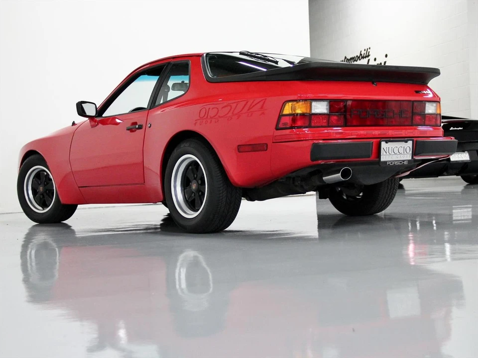 1984 Porsche 944 - Image 2 of 31