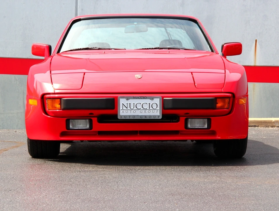1984 Porsche 944 - Image 4 of 31