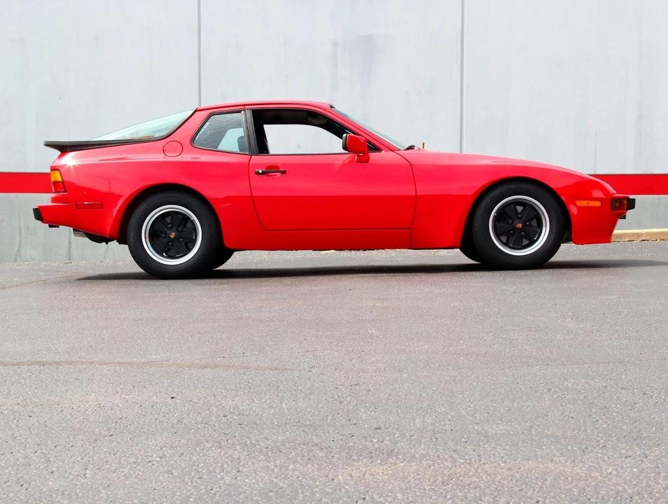 1984 Porsche 944 - Image 6 of 31