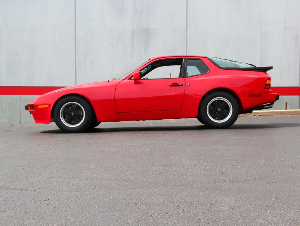 1984 Porsche 944 - Image 9 of 31