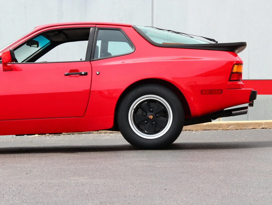 1984 Porsche 944 - Image 18 of 31