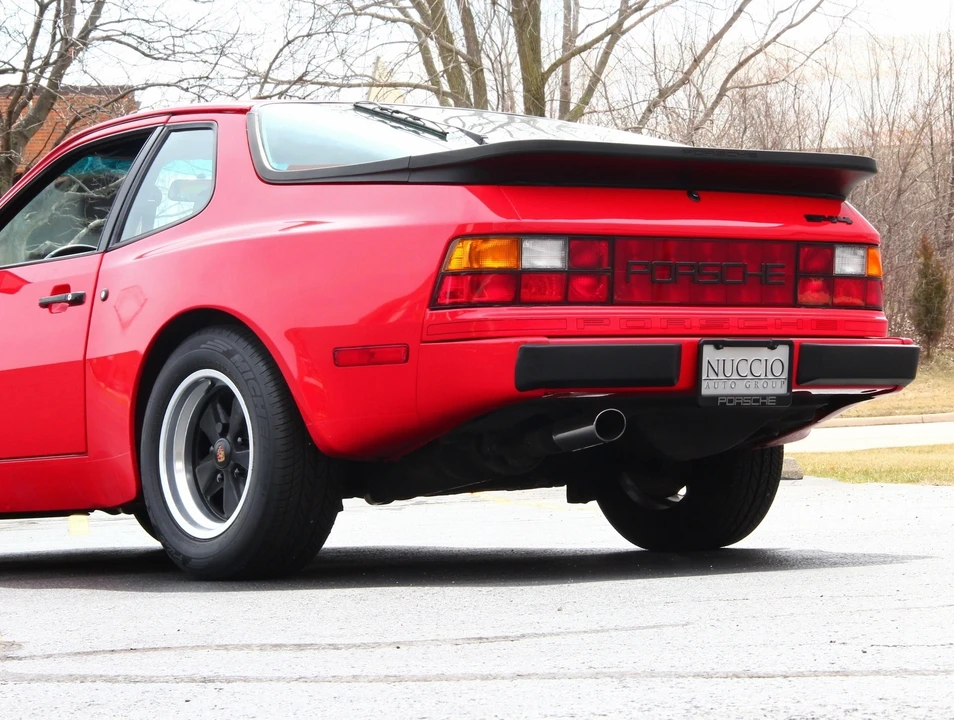 1984 Porsche 944 - Image 15 of 31
