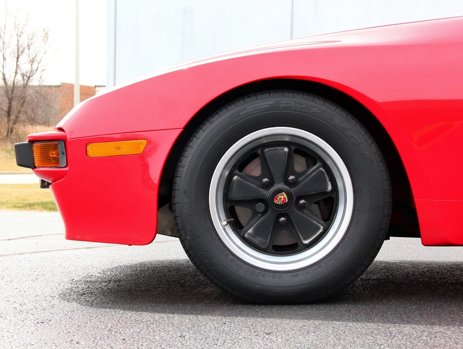 1984 Porsche 944 - Image 20 of 31