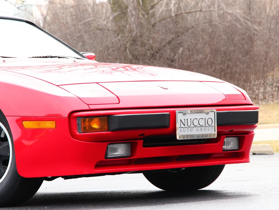 1984 Porsche 944 - Image 23 of 31