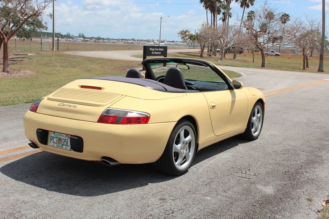 1999 Porsche 996 Carrera - Image 18 of 31