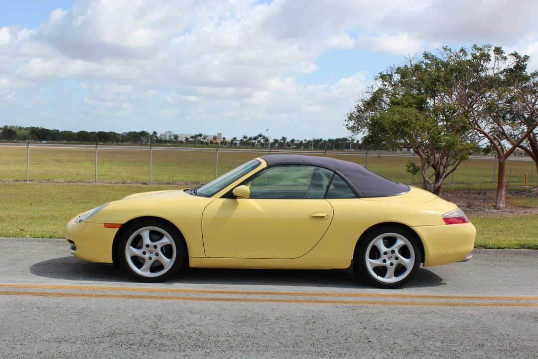 1999 Porsche 996 Carrera - Image 24 of 31