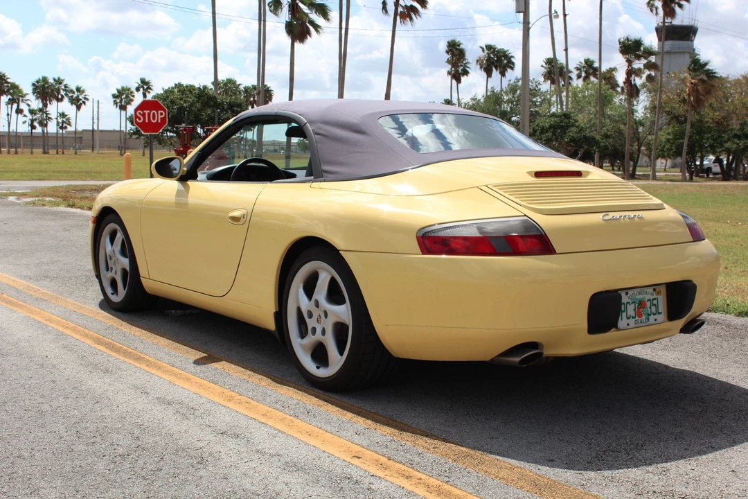1999 Porsche 996 Carrera - Image 27 of 31