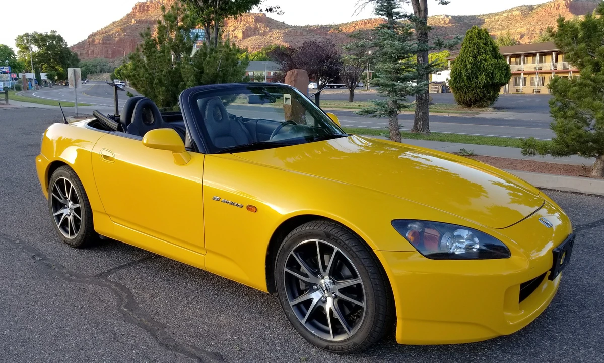 2005 Honda AP2 S2000 - Image 2 of 31