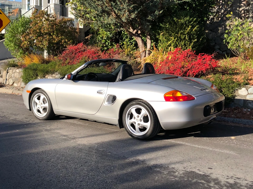 1998 Porsche 986 Boxster - Image 17 of 31