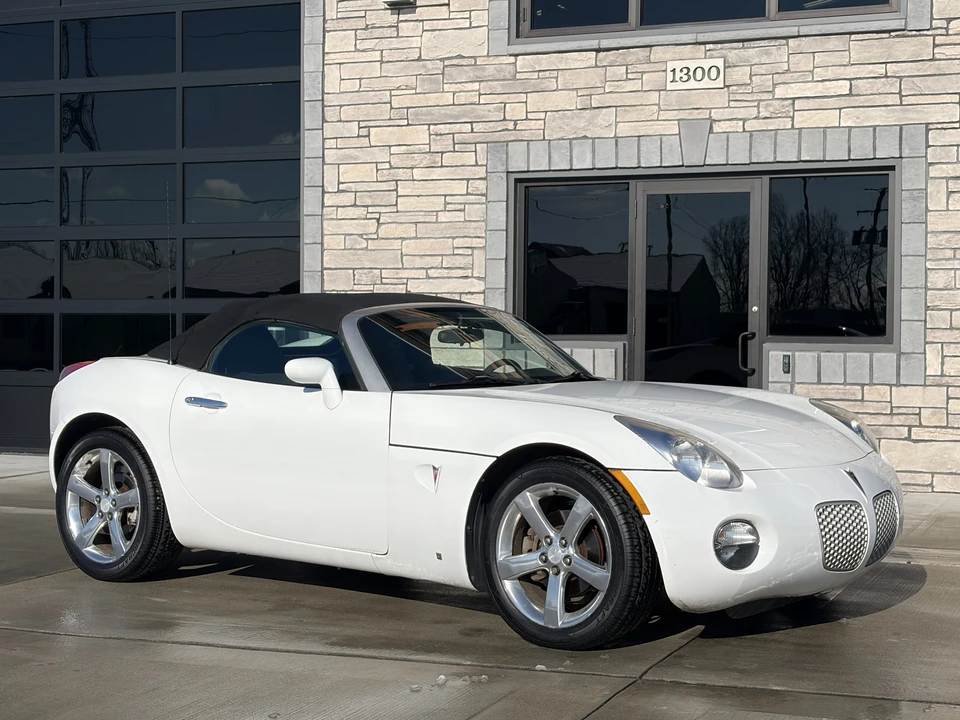 2007 Pontiac Solstice - Image 18 of 31