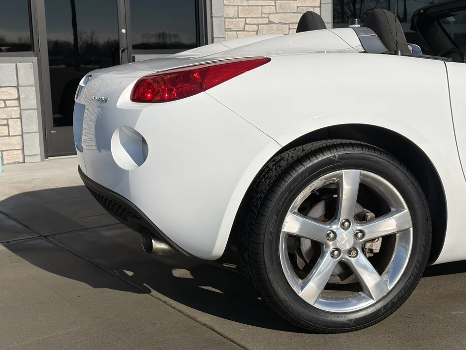 2007 Pontiac Solstice - Image 26 of 31