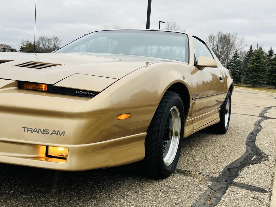 1985 Pontiac Firebird Trans Am 3rd Gen - Image 23 of 31