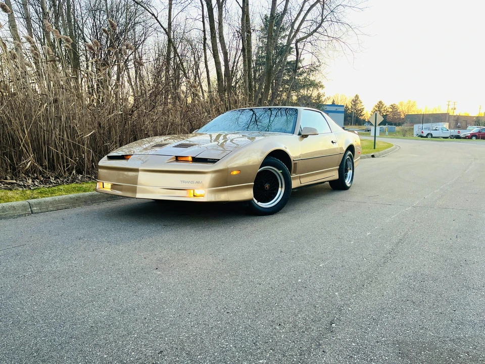 1985 Pontiac Firebird Trans Am 3rd Gen - Image 2 of 31