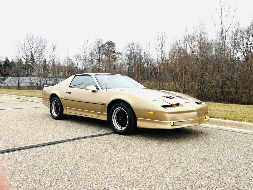 1985 Pontiac Firebird Trans Am 3rd Gen - Image 14 of 31
