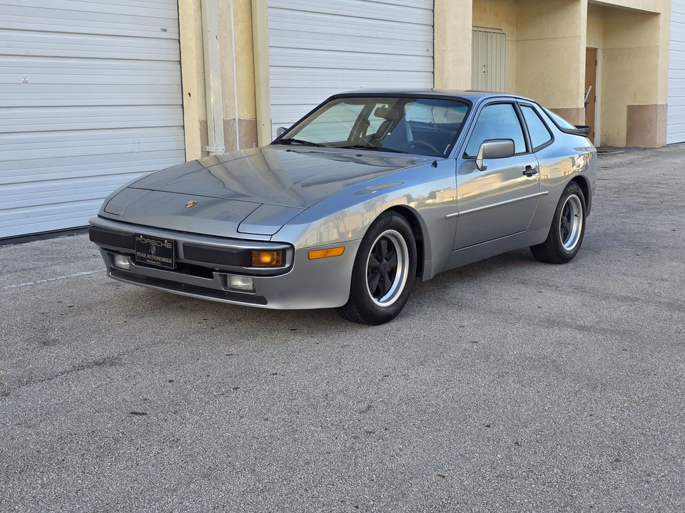 1985 Porsche 944 - Image 6 of 31