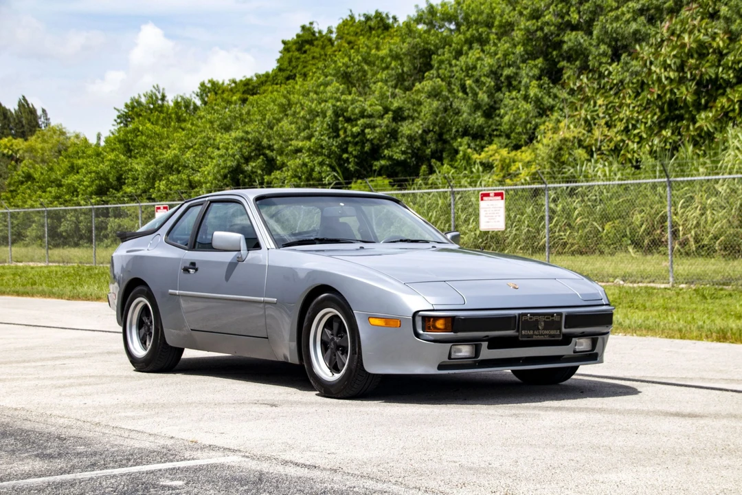 1985 Porsche 944 - Image 24 of 31
