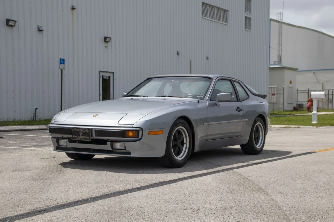 1985 Porsche 944 - Image 4 of 31