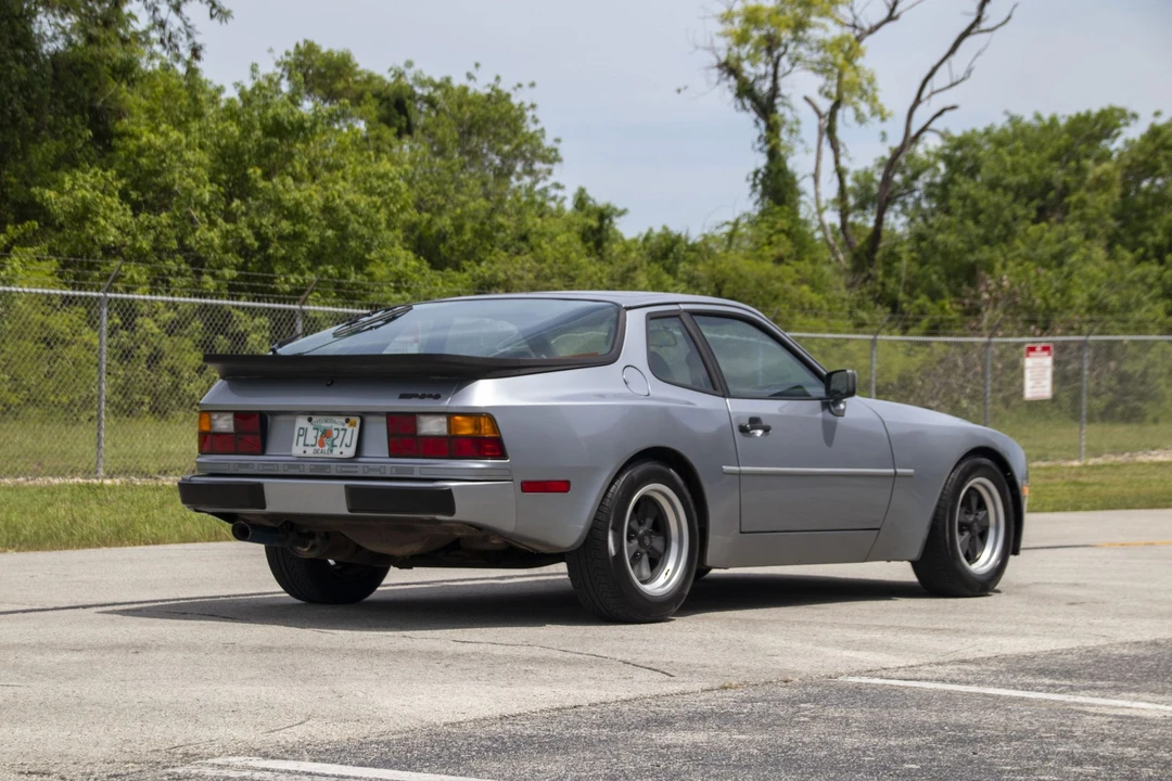 1985 Porsche 944 - Image 20 of 31