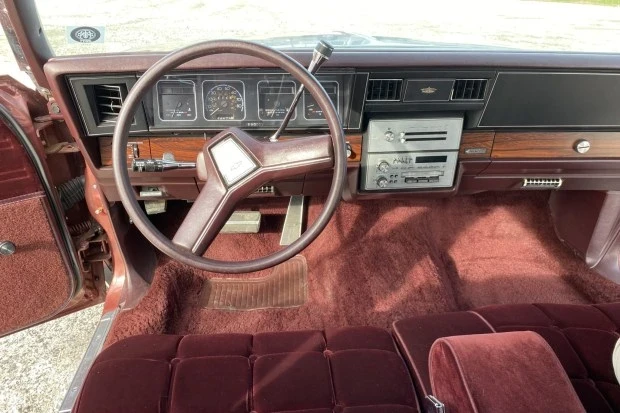 1986 Chevrolet Caprice - Image 5 of 9
