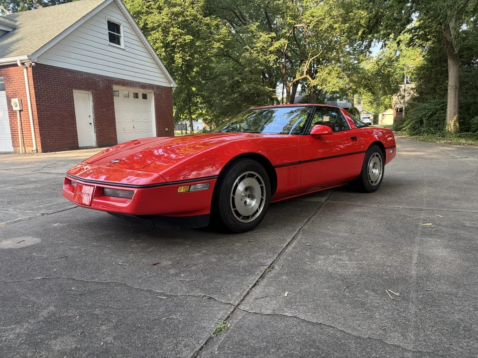 1986 Chevrolet Corvette C4 - Image 3 of 31