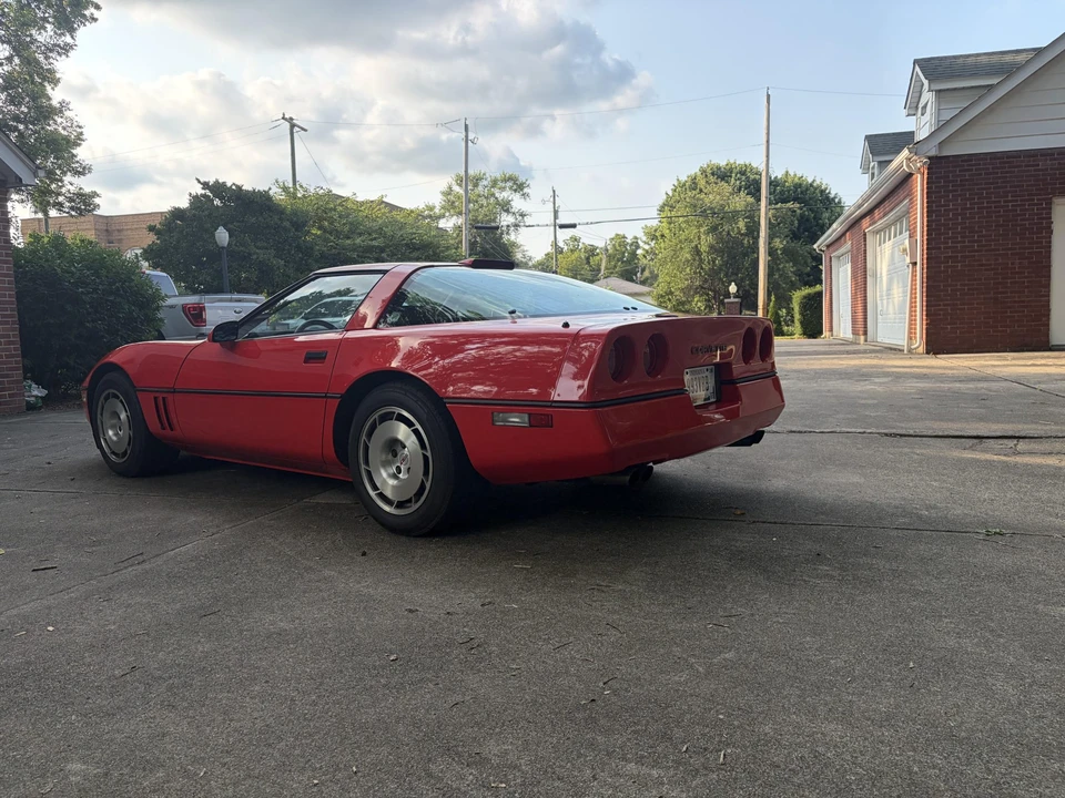 1986 Chevrolet Corvette C4 - Image 19 of 31