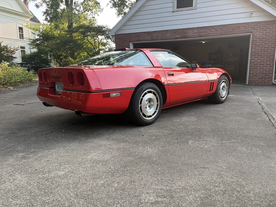 1986 Chevrolet Corvette C4 - Image 15 of 31