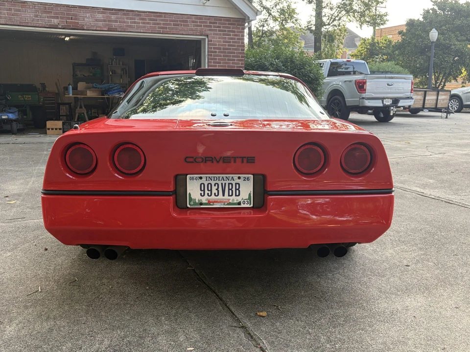 1986 Chevrolet Corvette C4 - Image 16 of 31