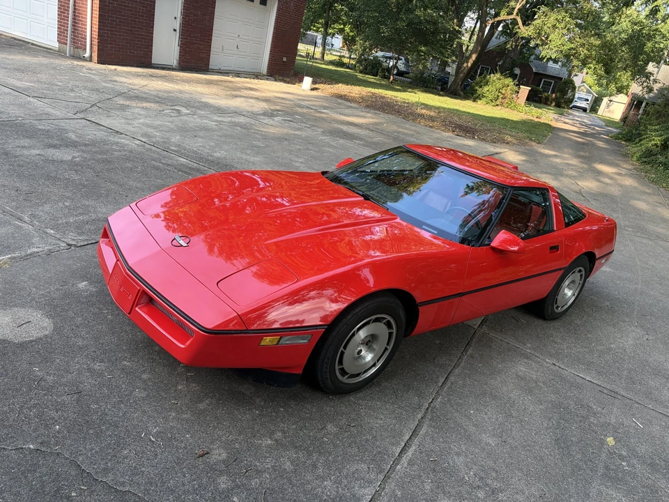 1986 Chevrolet Corvette C4 - Image 5 of 31