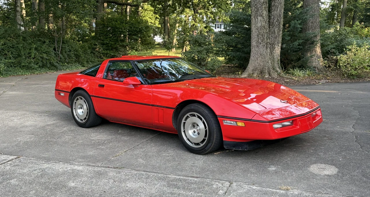 1986 Chevrolet Corvette C4 - Image 12 of 31
