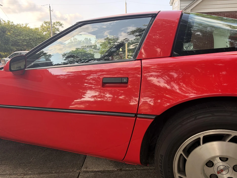 1986 Chevrolet Corvette C4 - Image 29 of 31