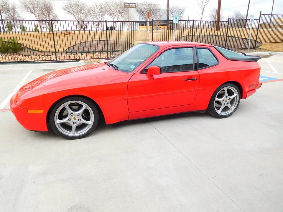 1986 Porsche 944 Turbo - Image 5 of 31
