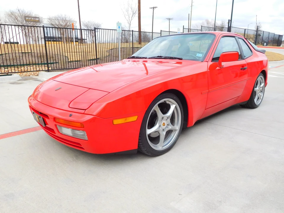 1986 Porsche 944 Turbo - Image 3 of 31