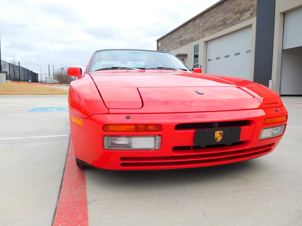 1986 Porsche 944 Turbo - Image 24 of 31
